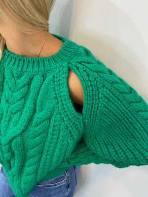 Zielony sweter z rozcięciami